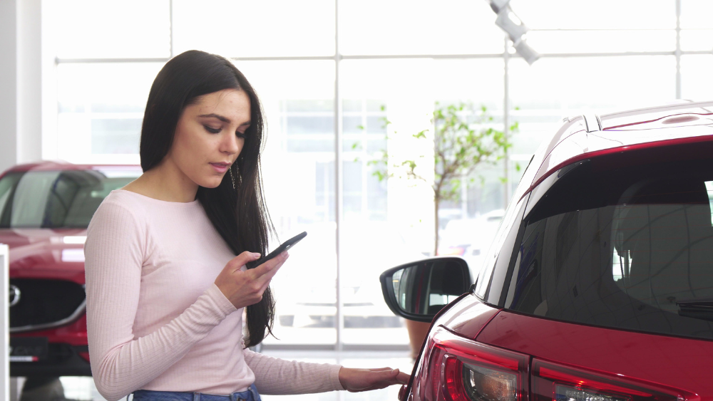 Top mobile-first user experience tips for automotive dealerships